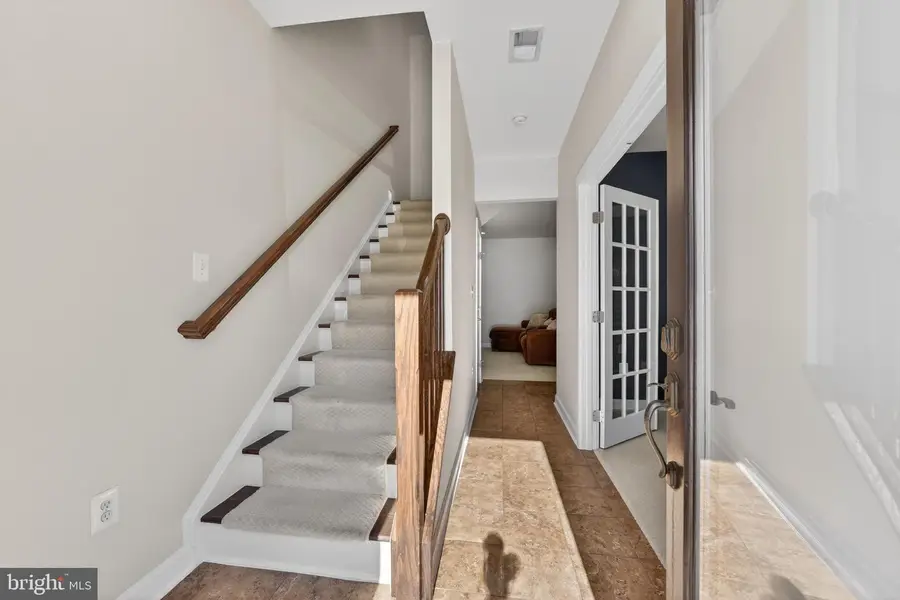 44672 Collingdale Ter, Ashburn, VA 20147 - #2