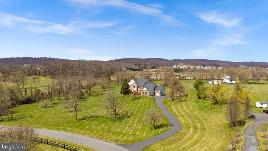 42037 Heaters Island Ct, Leesburg, VA 20176 - #3