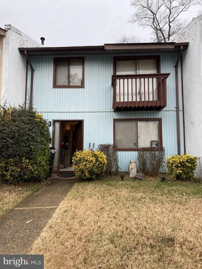 126 Richland Cir, Sterling, VA 20164 - Image #1