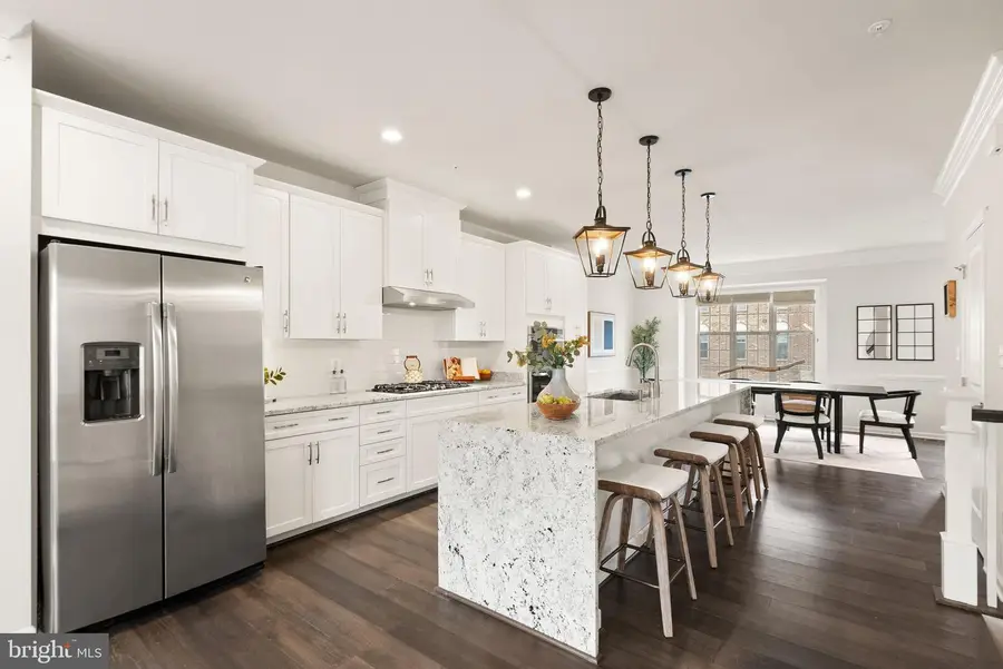 43192 Halkett Sq, Ashburn, VA 20148 - #2