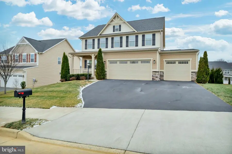 17251 Old Ingelside Dr, Round Hill, VA 20141 - Image #2