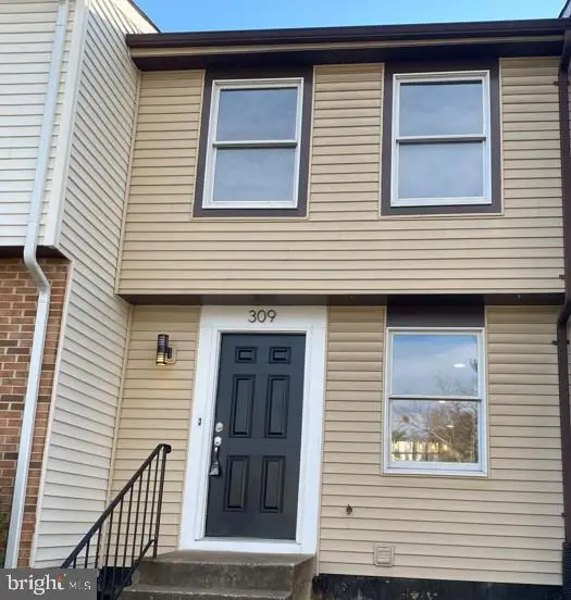 309 Brethour Ct, Sterling, VA 20164 - Image #1