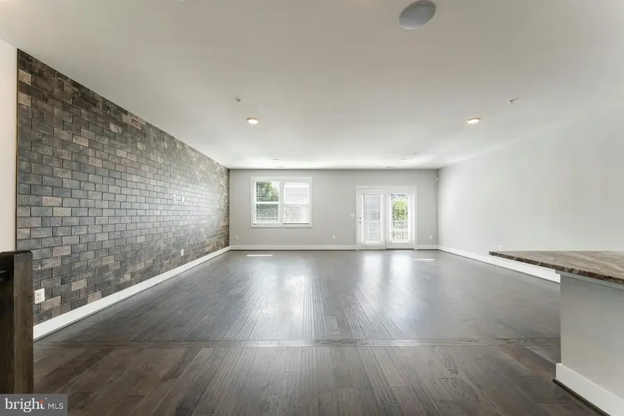 44750 Tiverton Sq, Ashburn, VA 20147 - Image #3