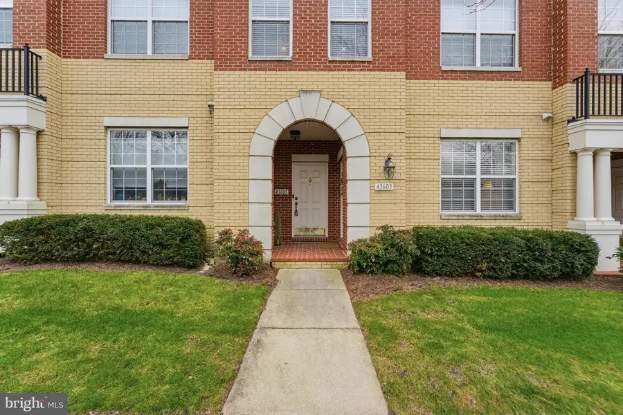 43605 Mcdowell Sq, Leesburg, VA 20176 - Image #3