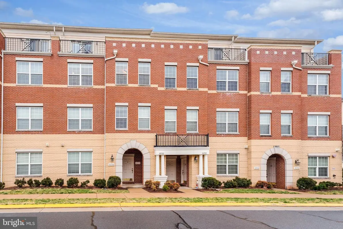 22720 Ferncrest Ter, Brambleton, VA 20148 - Image #1