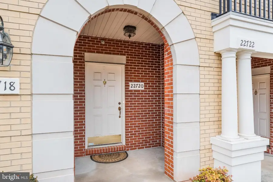 22720 Ferncrest Ter, Brambleton, VA 20148 - Image #2