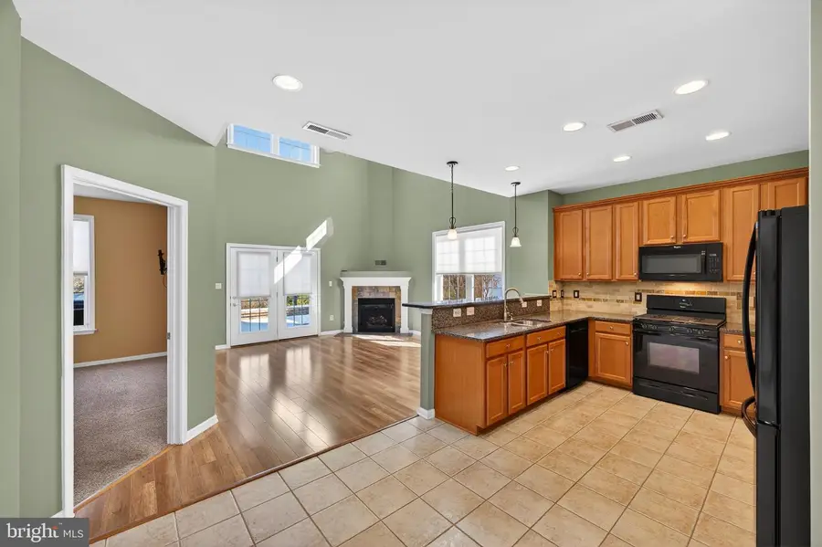 20562 Rosewood Manor Sq, Ashburn, VA 20147 - Image #2