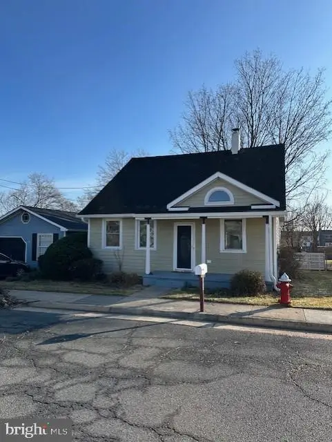 104 Pershing Ave Nw, LEESBURG, VA 20176