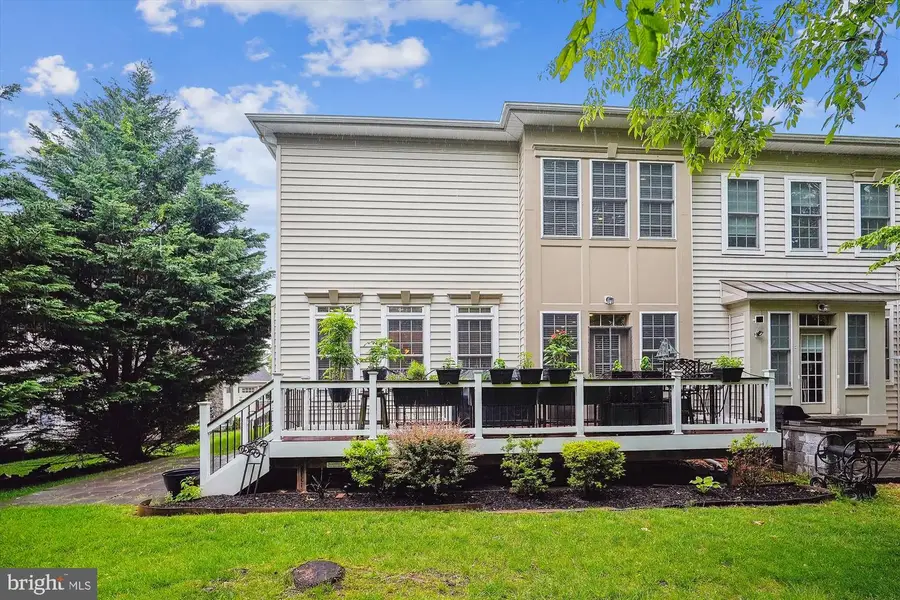 47666 Paulsen Sq, Potomac Falls, VA 20165 - Image #2