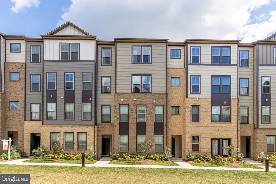 45950 Raven Ter, Sterling, VA 20165 - Image #2