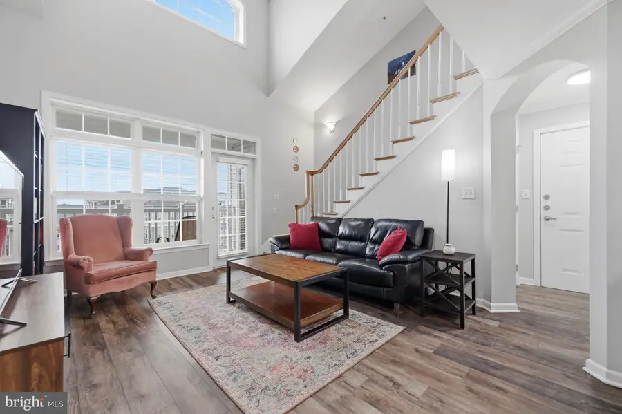 501 Sunset View Ter Se #407, Leesburg, VA 20175 - Image #2