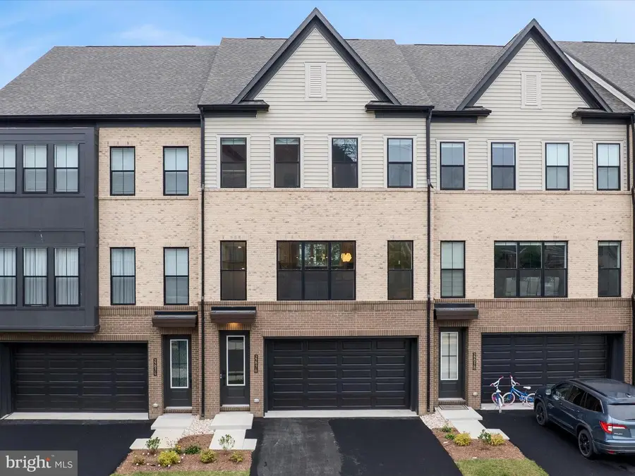 22976 Copper Tree Ter, Ashburn, VA 20148 - #3