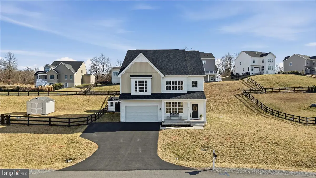35939 Fieldside Way, Round Hill, VA 20141 - #1