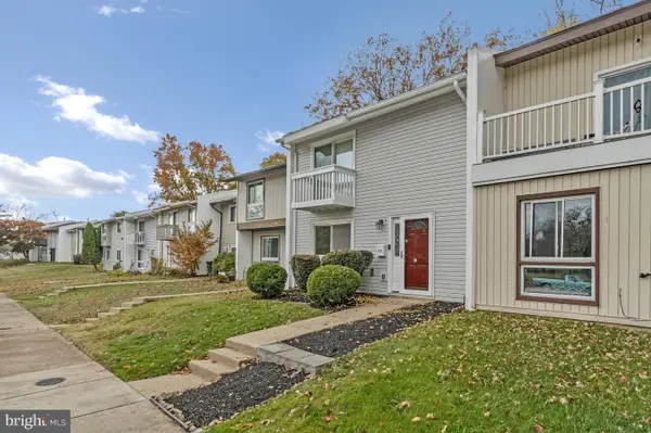 203 Greenfield Ct, STERLING, VA 20164