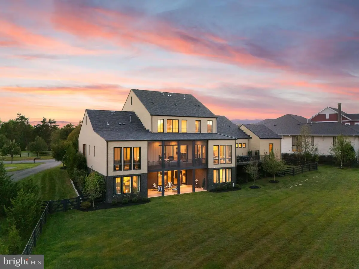 41774 Ashmeadow Ct, Ashburn, VA 20148 - Image #1