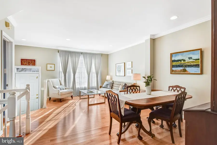 43078 Francis Sq, Chantilly, VA 20152 - #3