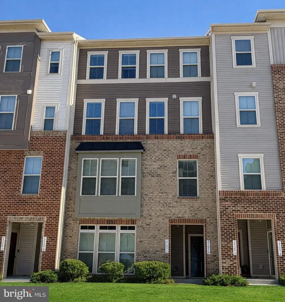 25294 Gray Poplar Ter, Aldie, VA 20105 - Image #1