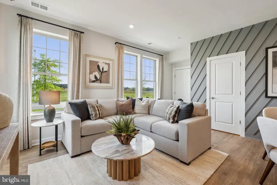 1055 Inferno Ter Se, Leesburg, VA 20175 - Image #2