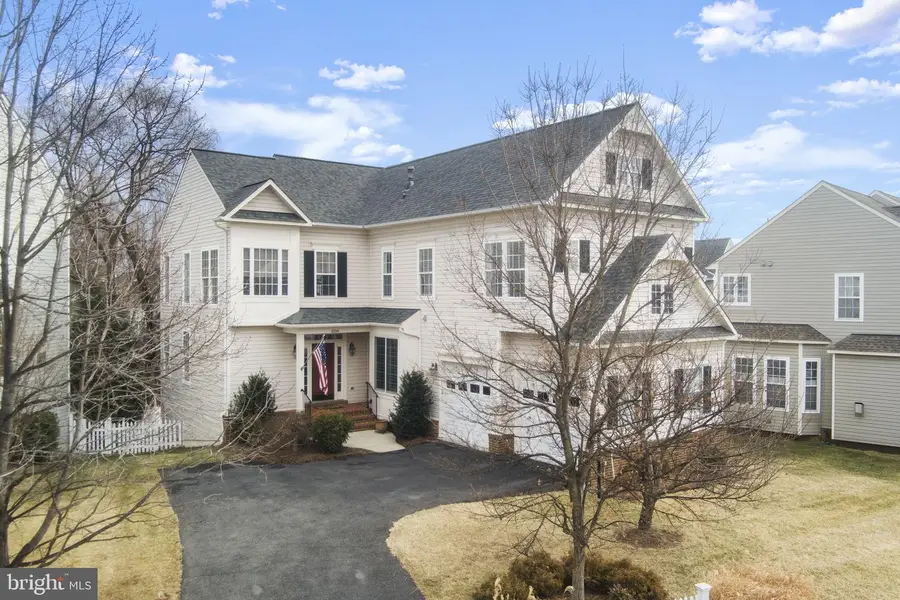43344 Markham Pl, Ashburn, VA 20147 - Image #3