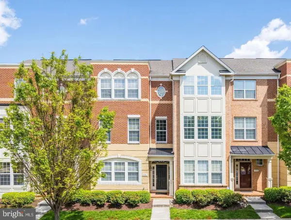 19390 Coppermine Sq, LEESBURG, VA 20176