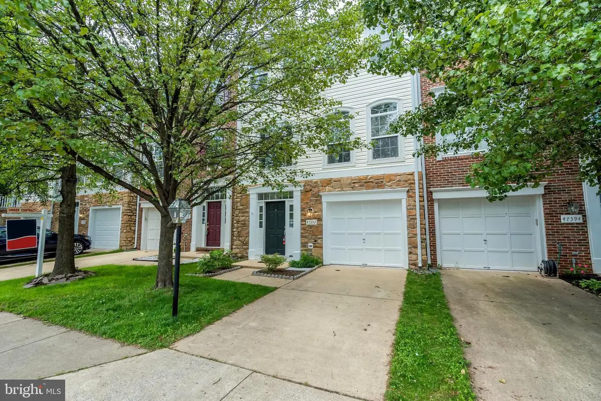 47392 Victoria Falls Sq, Sterling, VA 20165 - #1