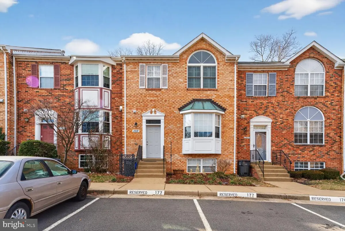 21049 Semblance Dr, Sterling, VA 20164 - #1