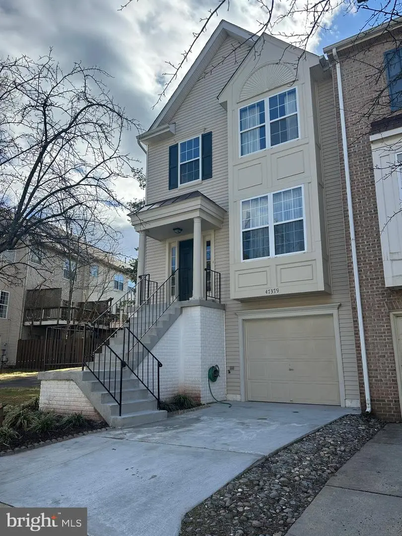 47379 Darkhollow Falls Ter, Sterling, VA 20165 - Image #1