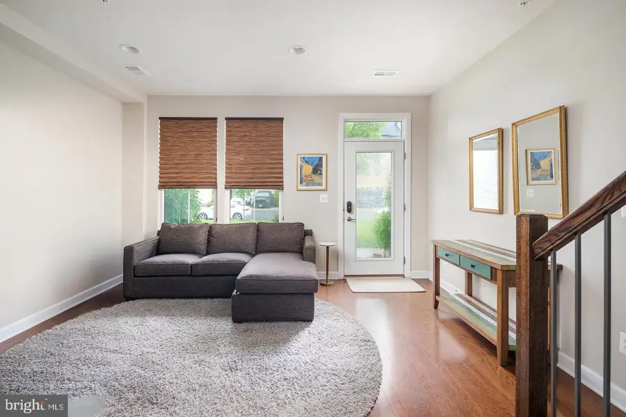 22355 Exe Sq, Ashburn, VA 20148 - #2