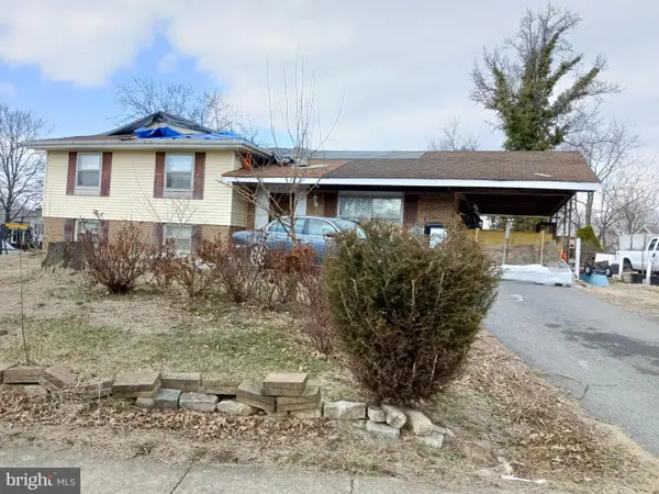 1201 E Holly Ave, STERLING, VA 20164