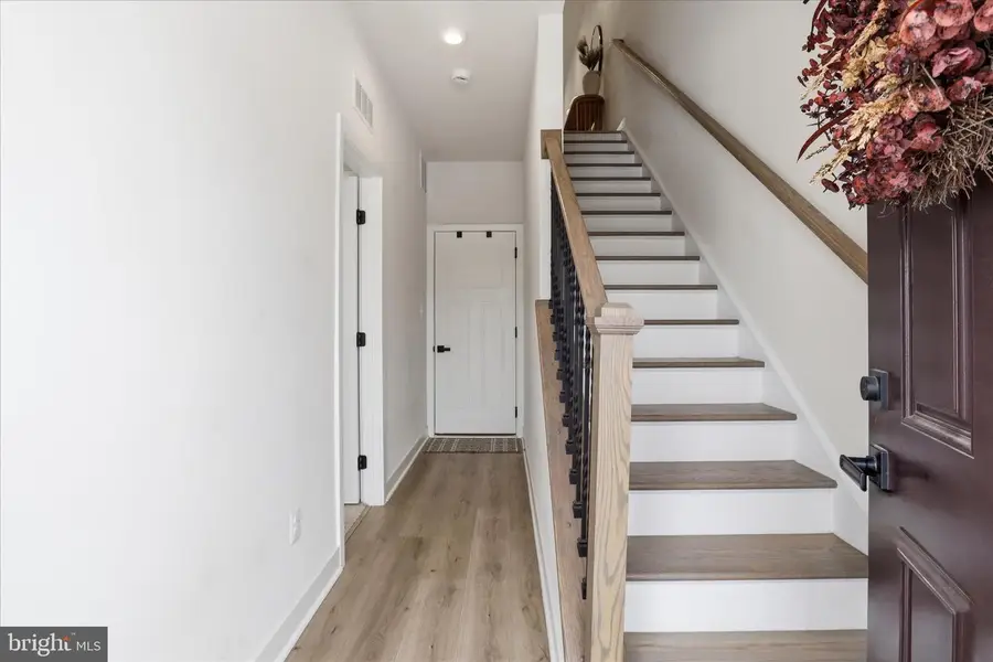 42552 Antonia Ter, Sterling, VA 20166 - #3