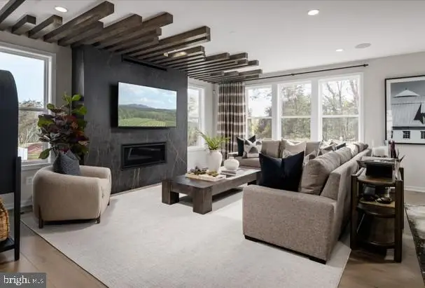 23311 Parkside Village Cir, Aldie, VA 20105 - #2