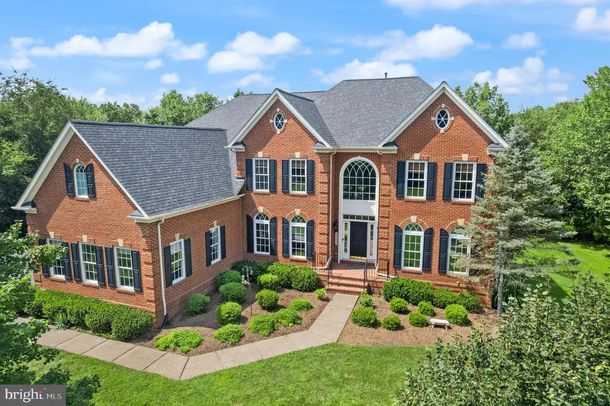 42294 Iron Bit Pl, Chantilly, VA 20152 - #1