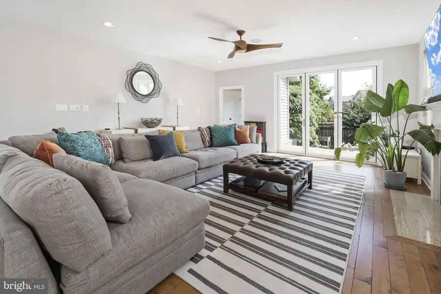 42315 Spring Dew Dr, Brambleton, VA 20148 - #3