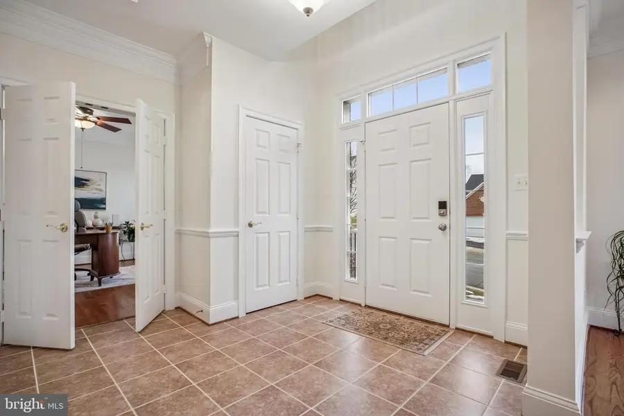 21338 Fairhunt Dr, Ashburn, VA 20148 - #3