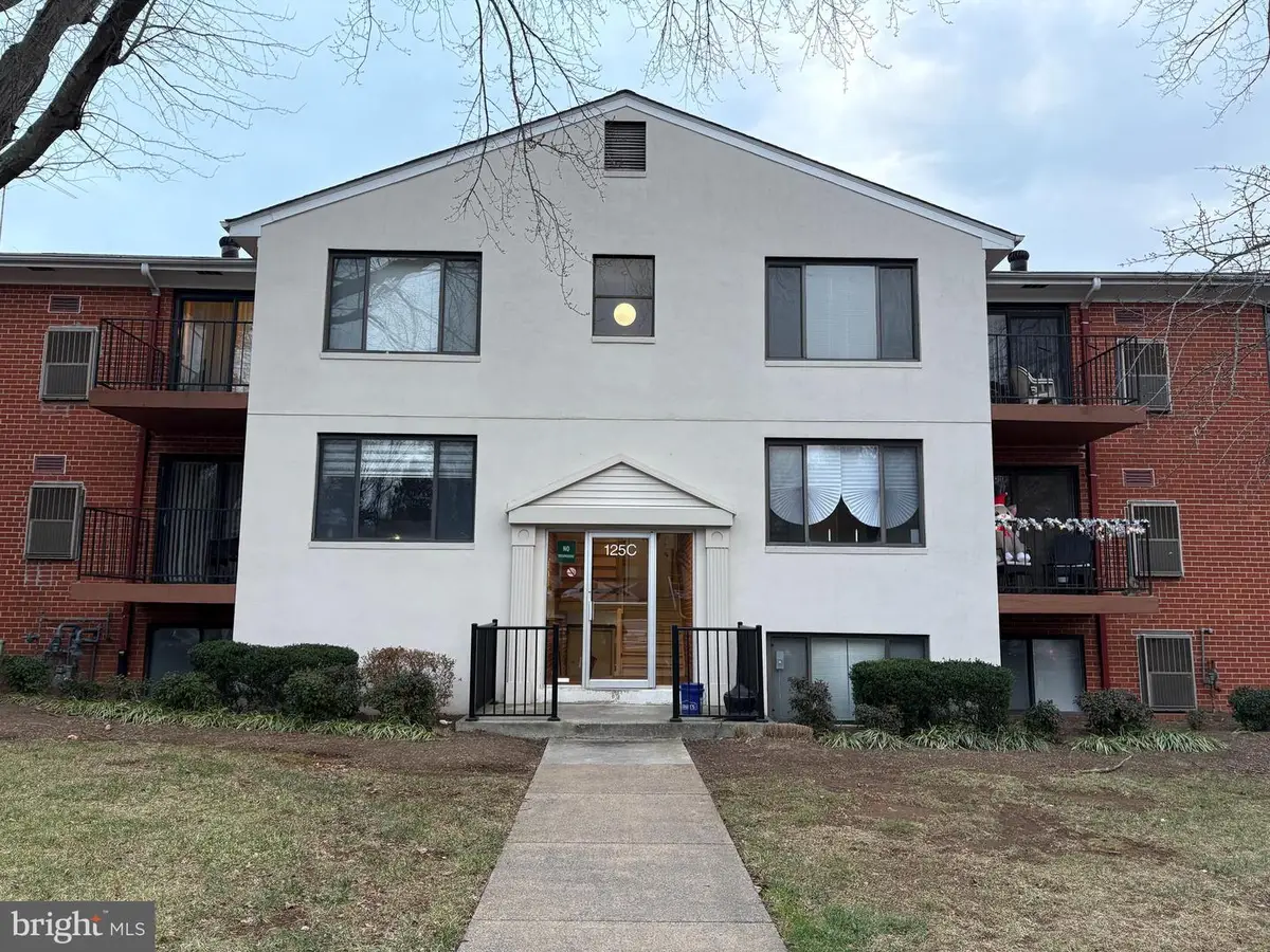 125-c Clubhouse Dr Sw #10, Leesburg, VA 20175 - #1