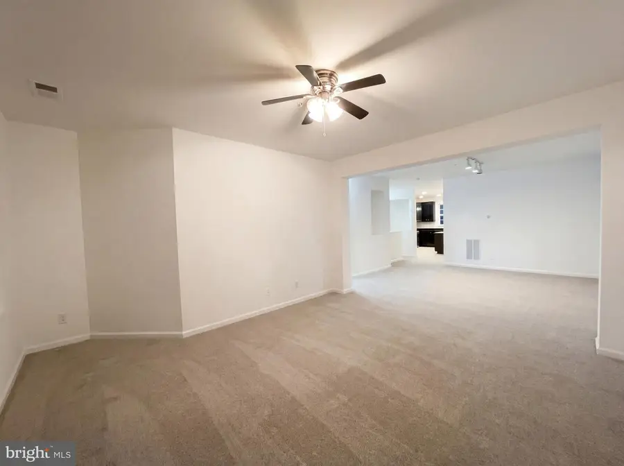 42320 San Juan Ter, Aldie, VA 20105 - #3