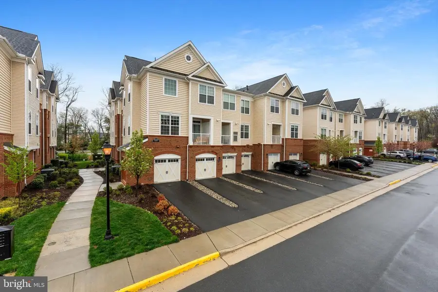 23265 Milltown Knoll Sq #109, Ashburn, VA 20148 - #3