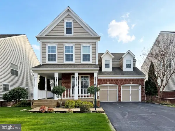 42637 Willow Bend Dr, BRAMBLETON, VA 20148