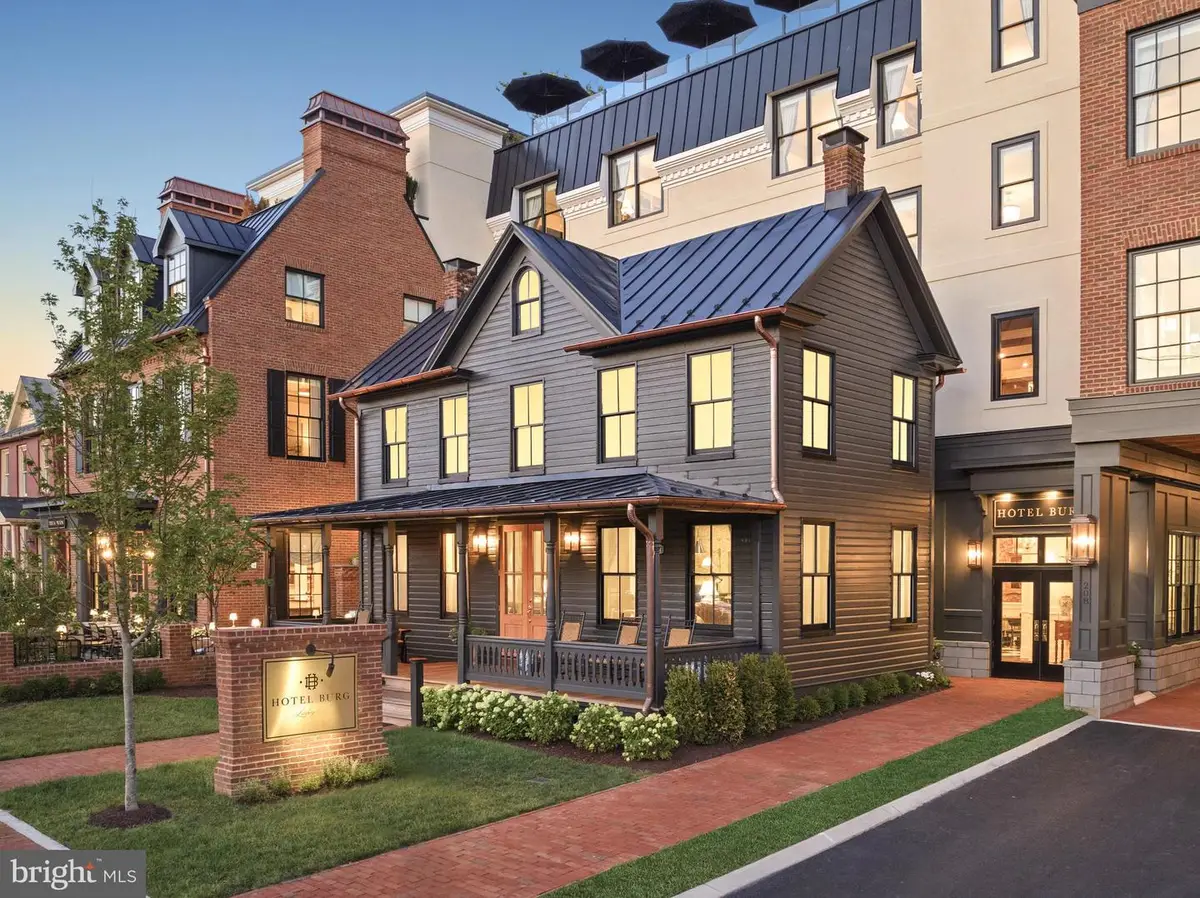 212 King St S #d, Leesburg, VA 20175 - #1