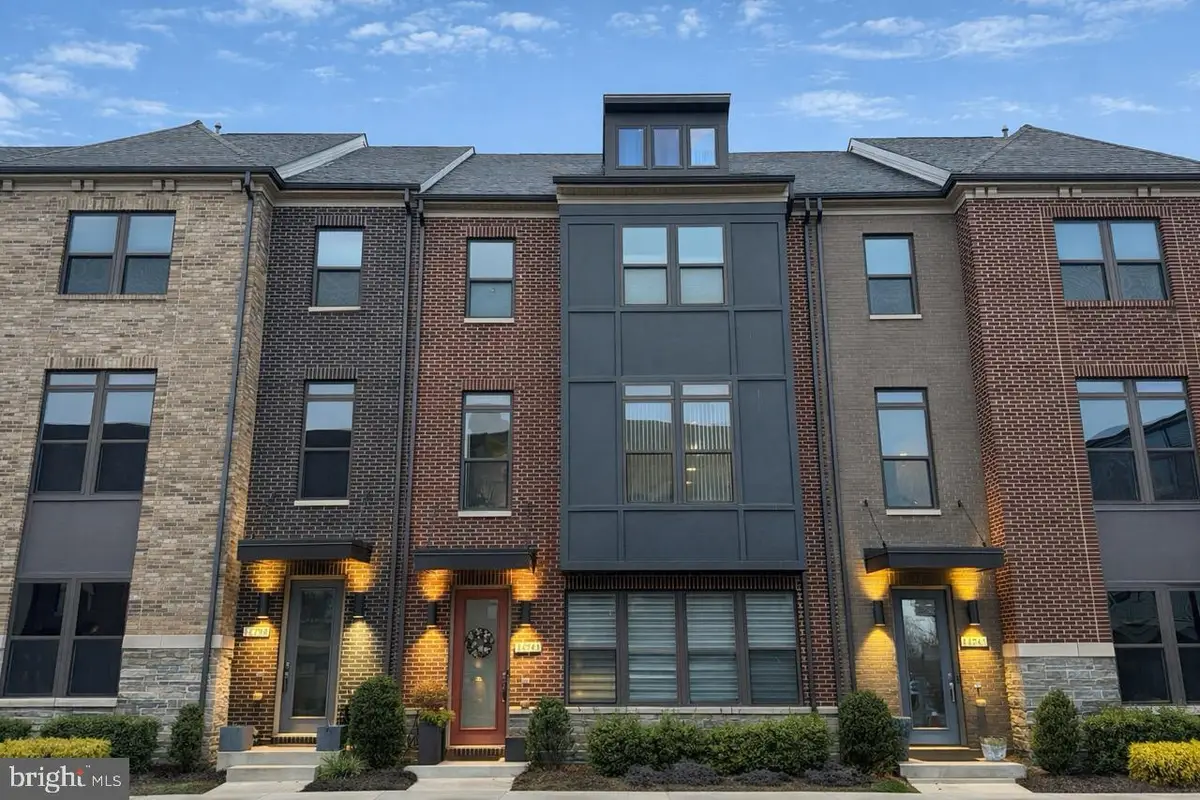 44741 Medway Ter, Ashburn, VA 20147 - #1