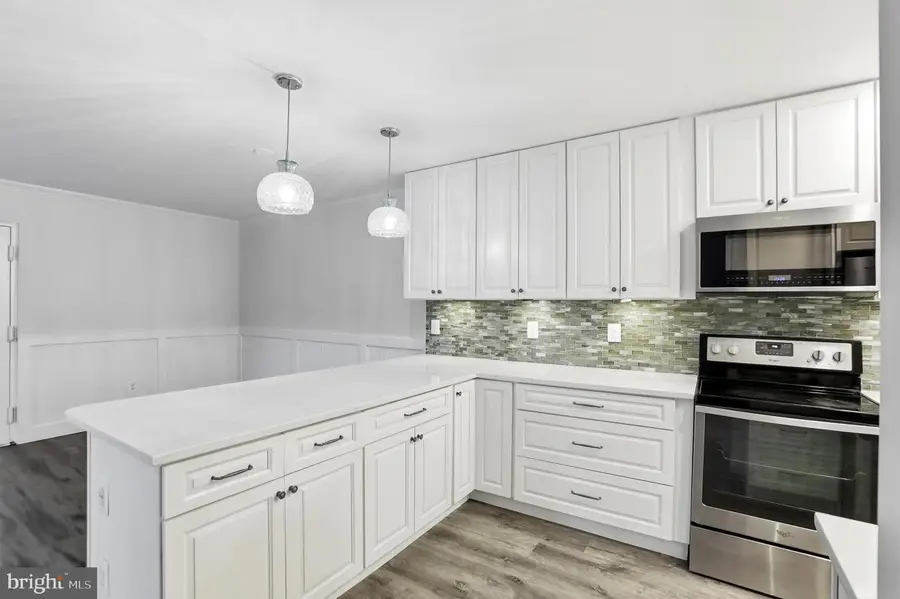 141 N Fillmore Ave N #10, Sterling, VA 20164 - #2