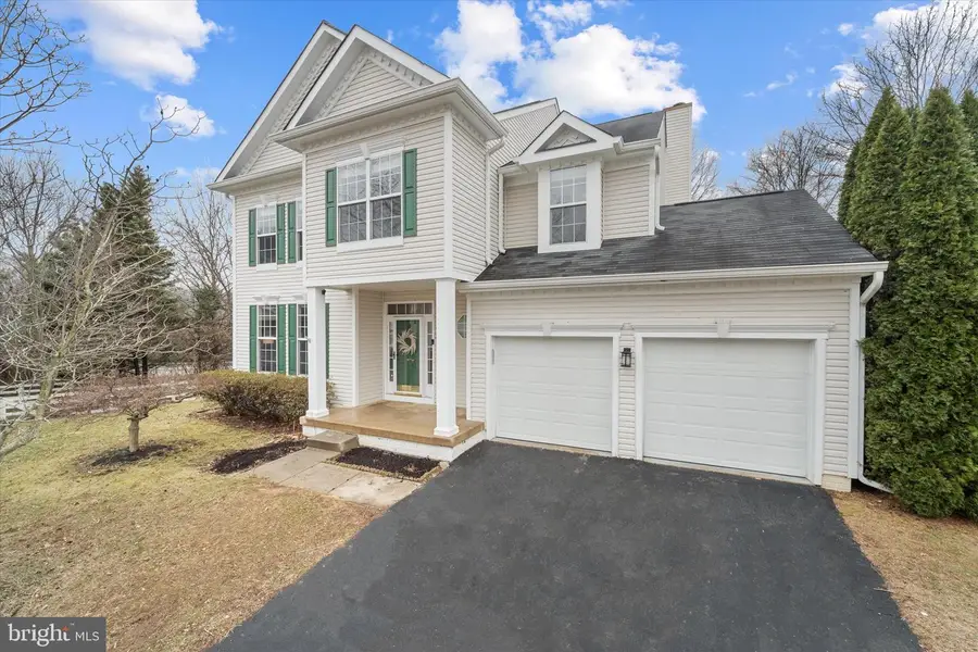 17551 Falls Pl, Round Hill, VA 20141 - #3