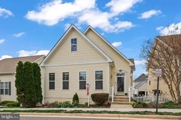 17446 Lethridge Cir, ROUND HILL, VA 20141