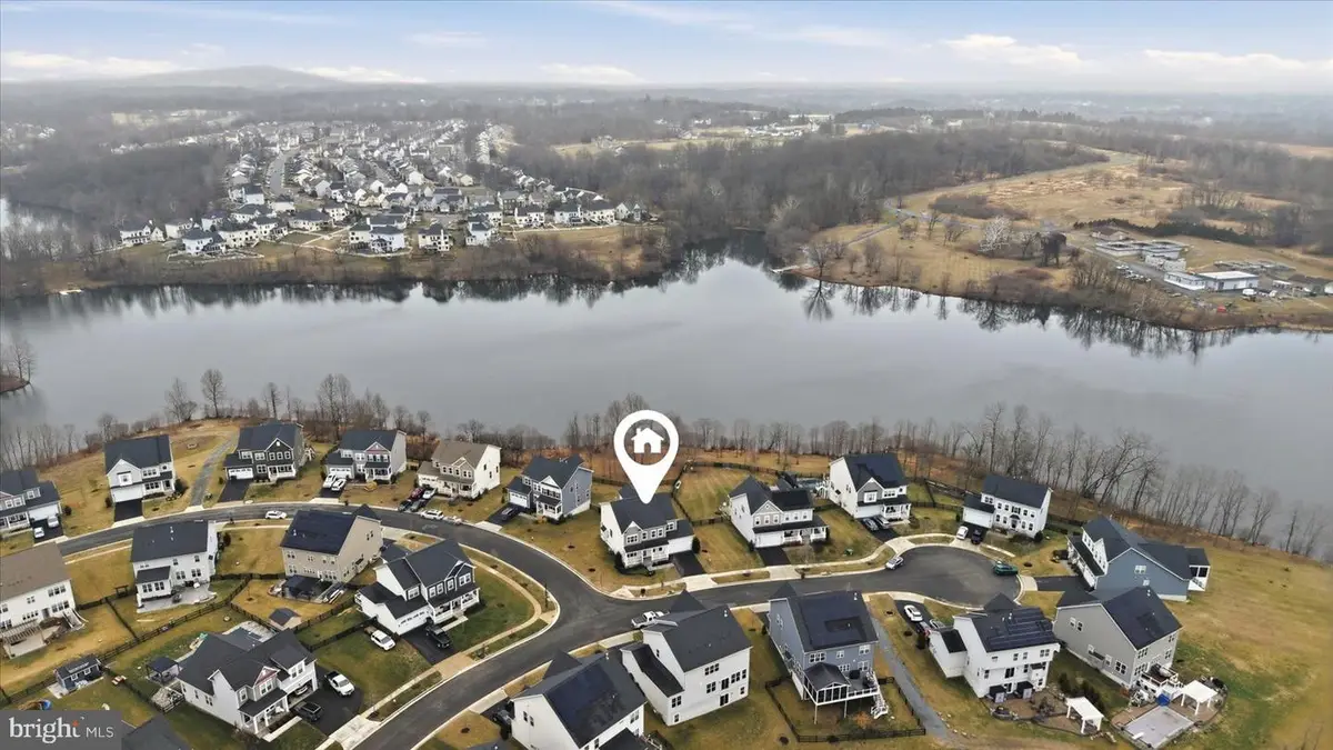 35898 Quantum Pl, Round Hill, VA 20141 - #1