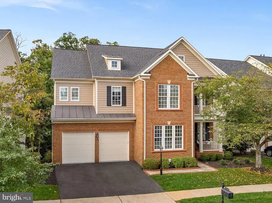 19033 Quiver Ridge Dr, Leesburg, VA 20176 - #2