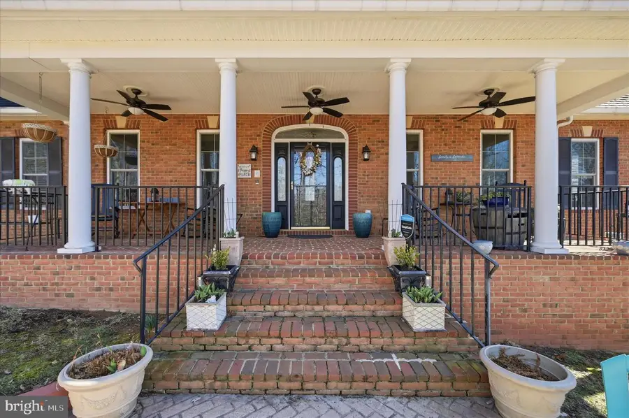 520 Clagett St Sw, Leesburg, VA 20175 - #3