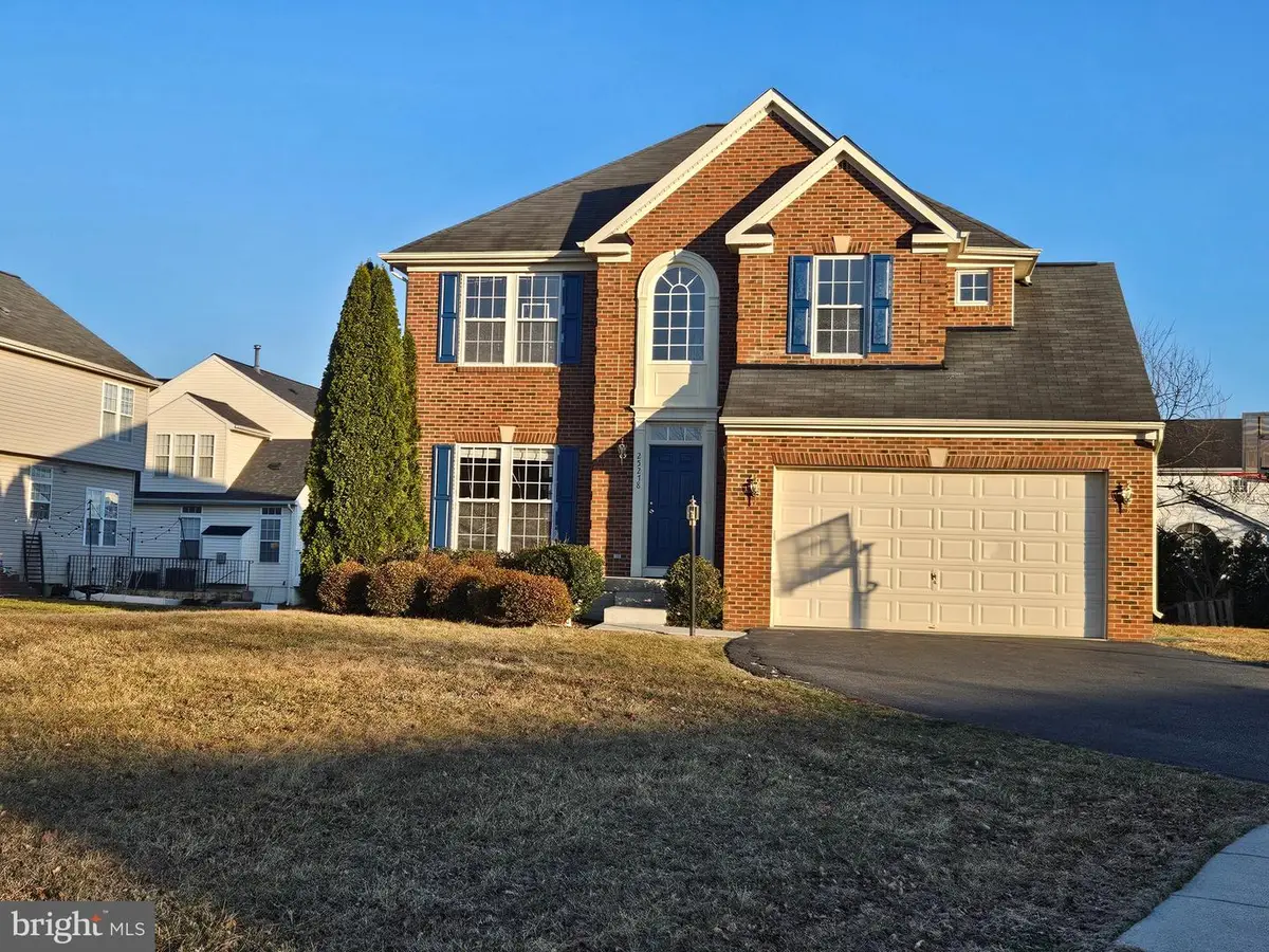 25278 Boldness Ct, Aldie, VA 20105 - #1