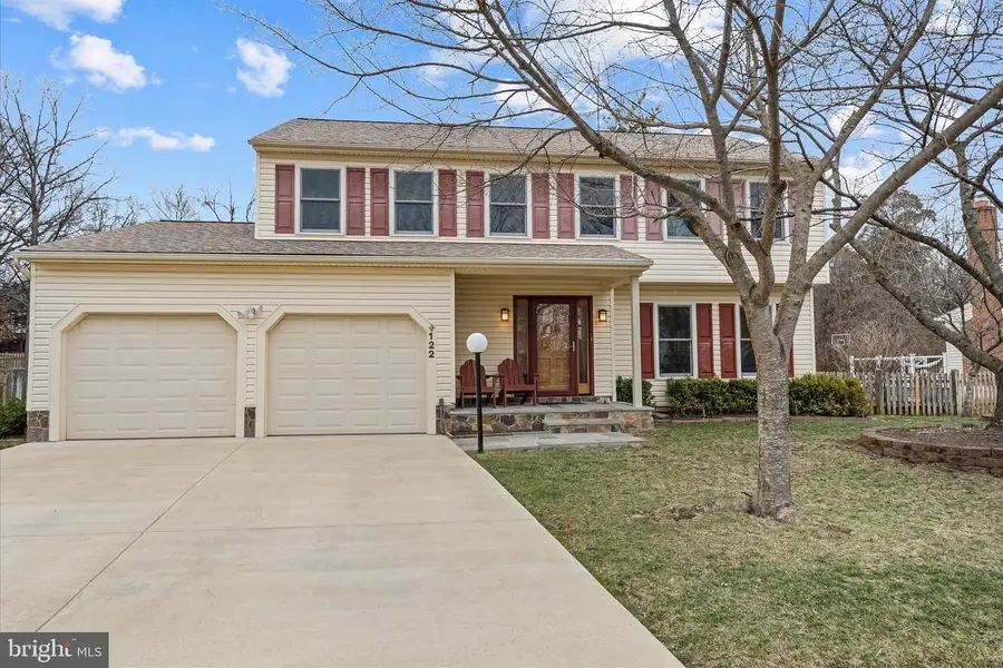 122 Briarwood Ct, Sterling, VA 20164 - #2