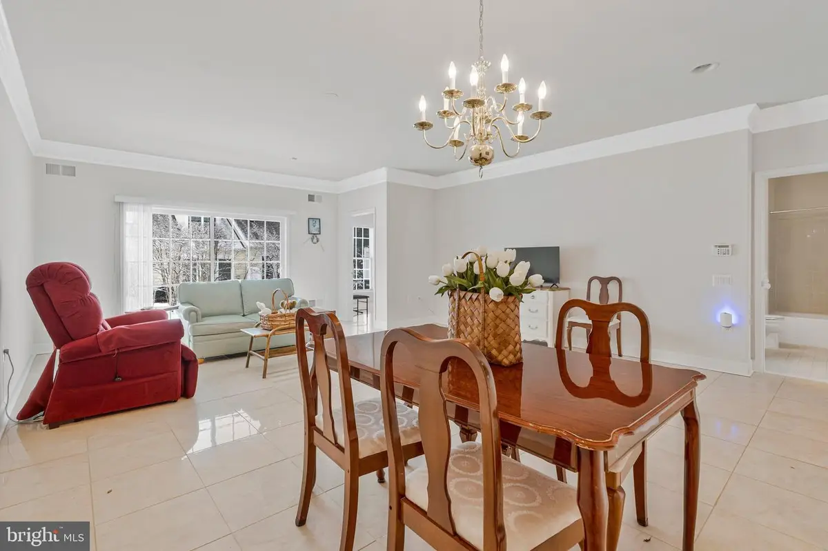 44442 Oakmont Manor Sq, Ashburn, VA 20147 - #1