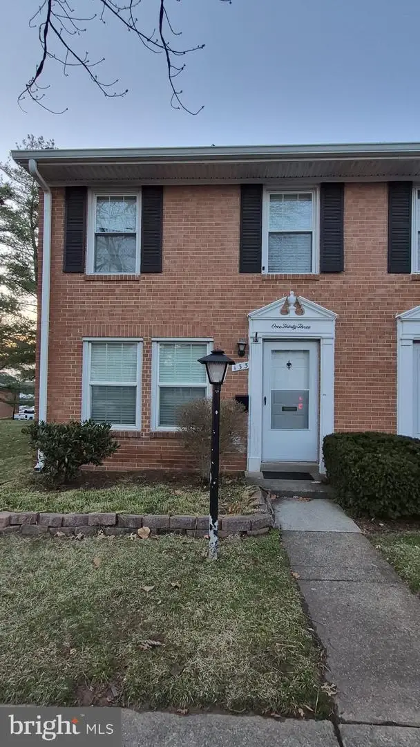 133 N Baylor Dr, Sterling, VA 20164 - #1